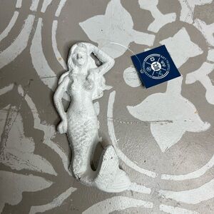 NWT Metal Mermaid Hook!🤍🧜‍♀️